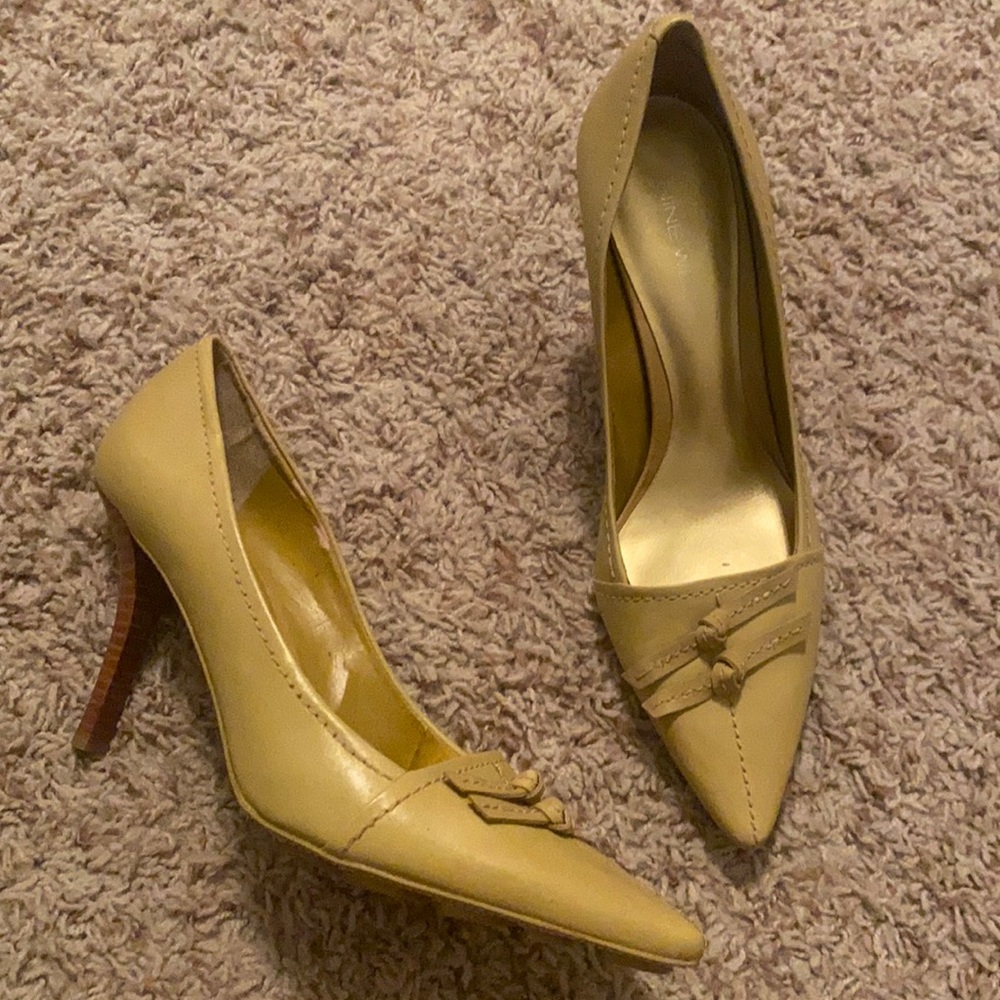 Nine West Heels size 7.5